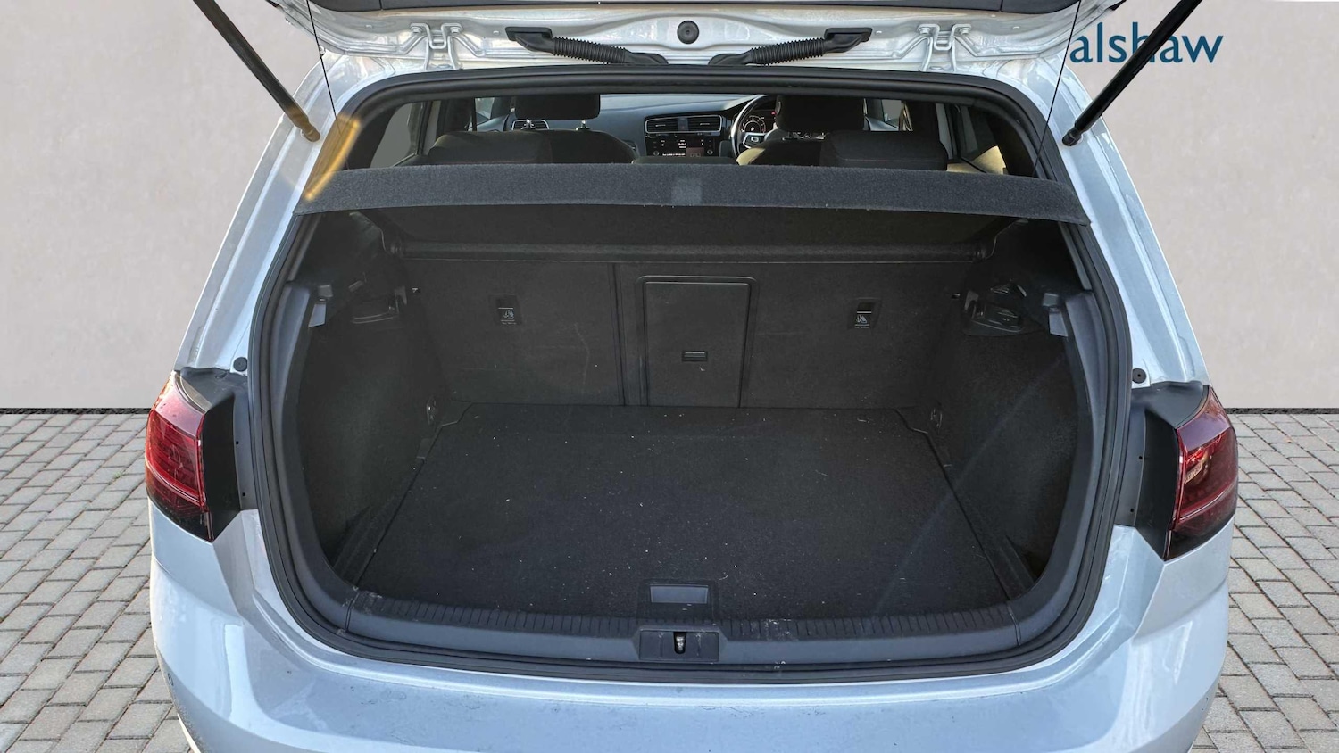 Used Volkswagen Golf 2019 for sale - 77857053: Photo 7