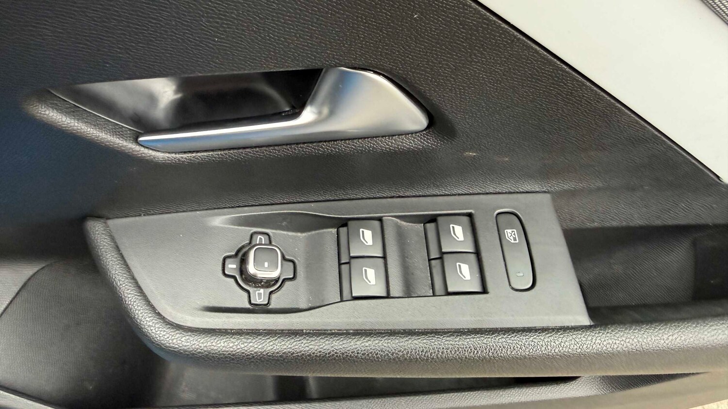 Used Vauxhall Astra 2023 for sale - 77858501: Photo 21