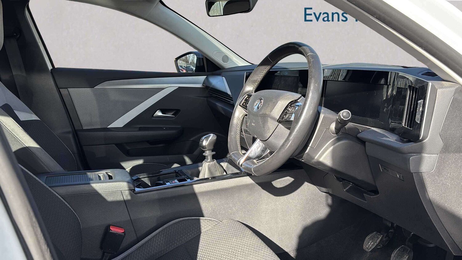 Used Vauxhall Astra 2023 for sale - 77857897: Photo 7