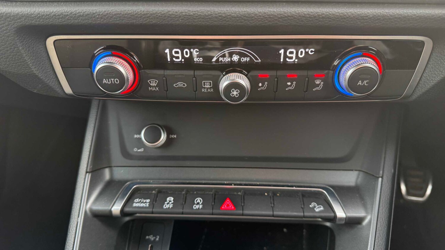 Used Audi Q3 for sale - 77861717: Photo 13