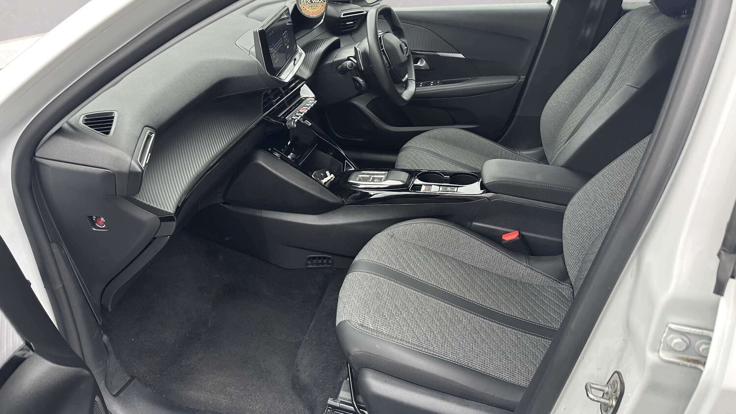 Used Peugeot 208 for sale - 77858204: Photo 13