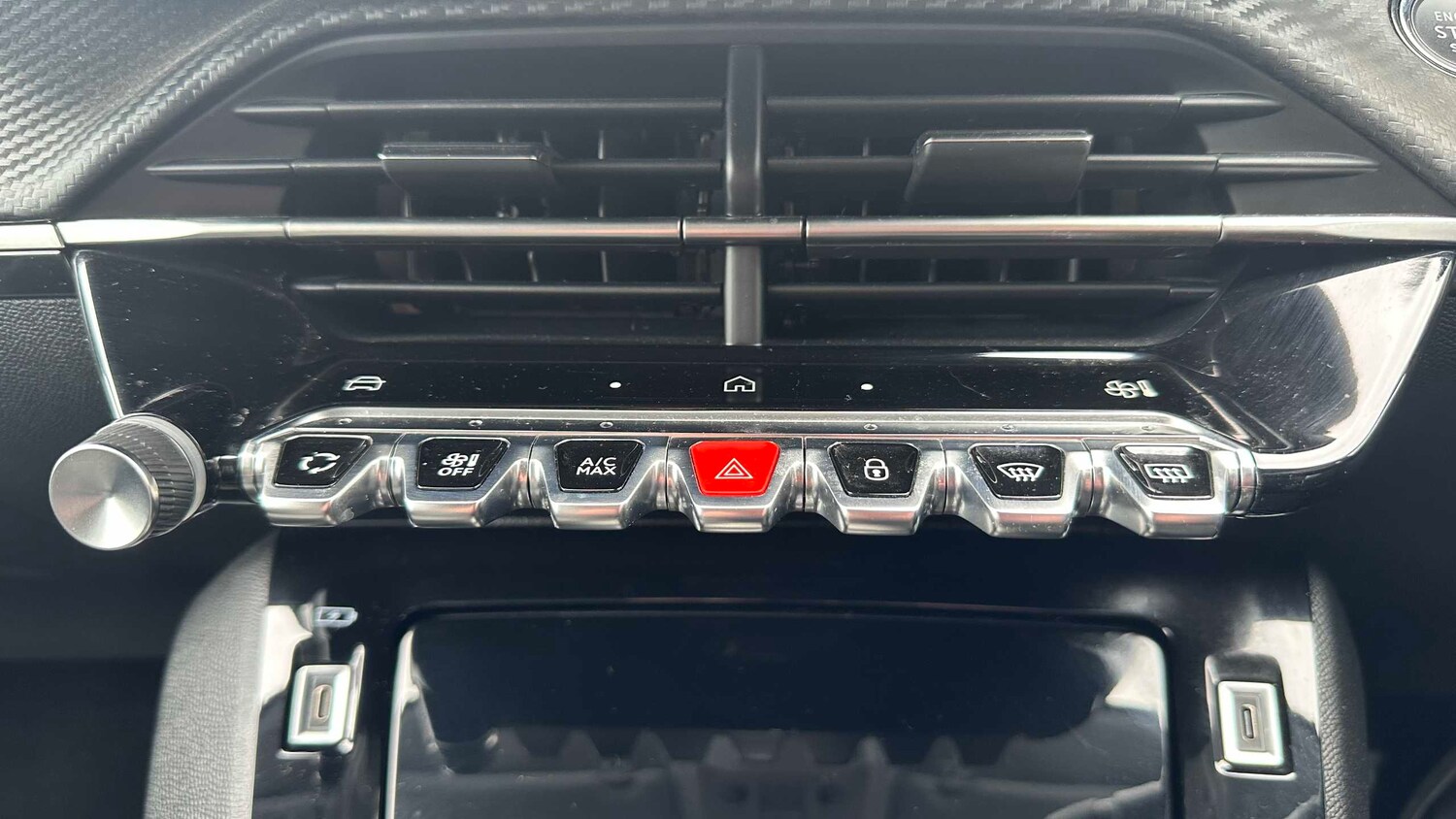 Used Peugeot 208 for sale - 77858204: Photo 19