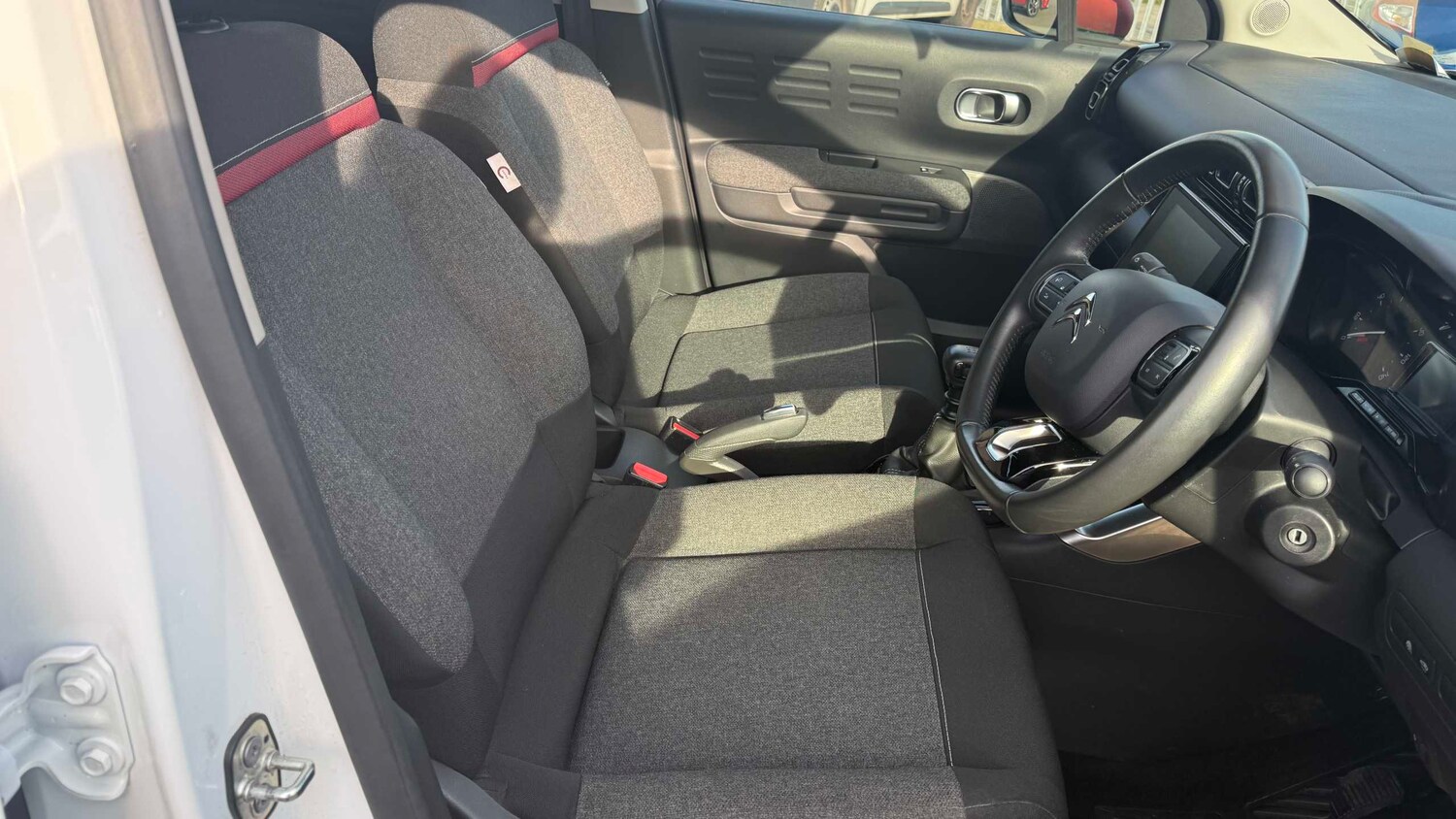 Used Citroen C3 Aircross 2022 for sale - 77858686: Photo 8