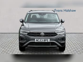 Used Volkswagen T-Roc 2023 for sale - 79730674: Photo