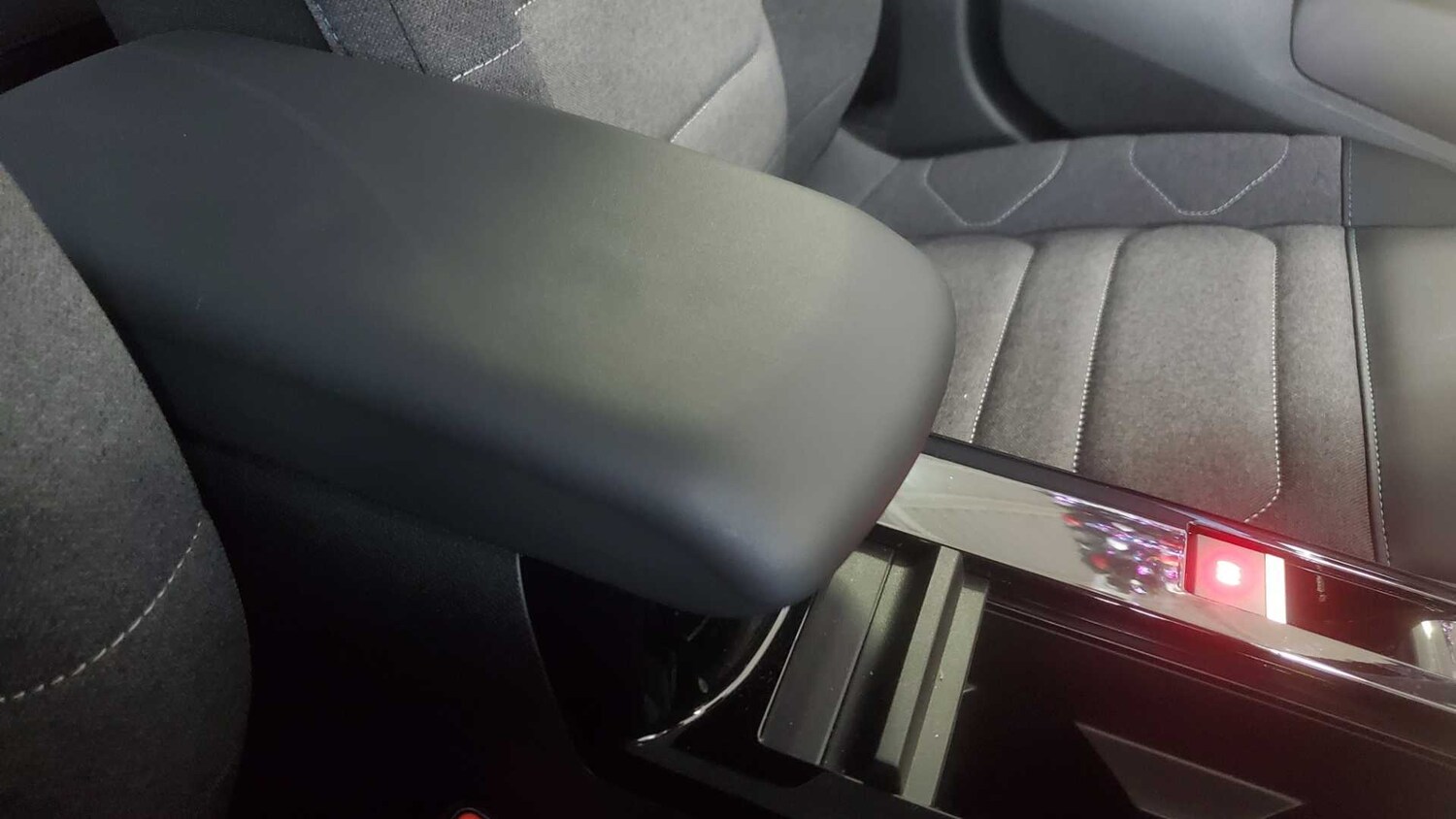 Used Citroen C4 X 2023 for sale - 77859546: Photo 26