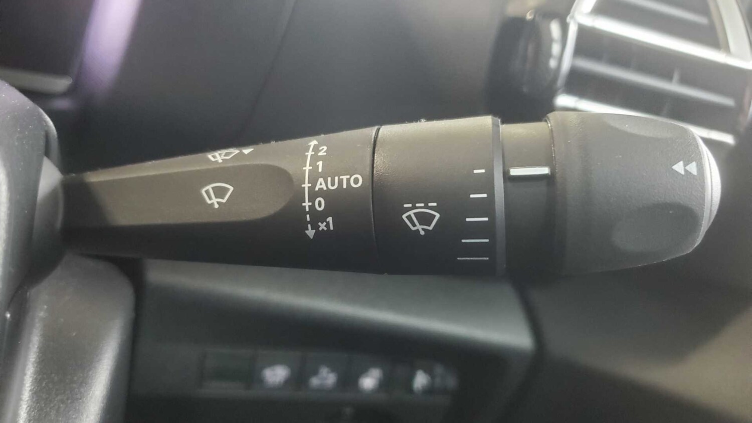 Used Citroen C4 X 2023 for sale - 77859546: Photo 30