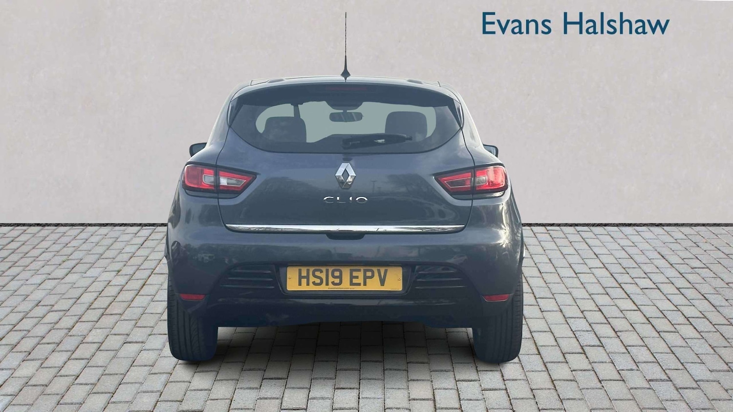 Used Renault Clio for sale - 77861758: Photo 3