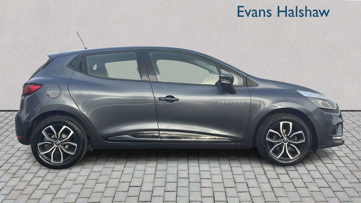 Used Renault Clio for sale - 77861758: Photo 4