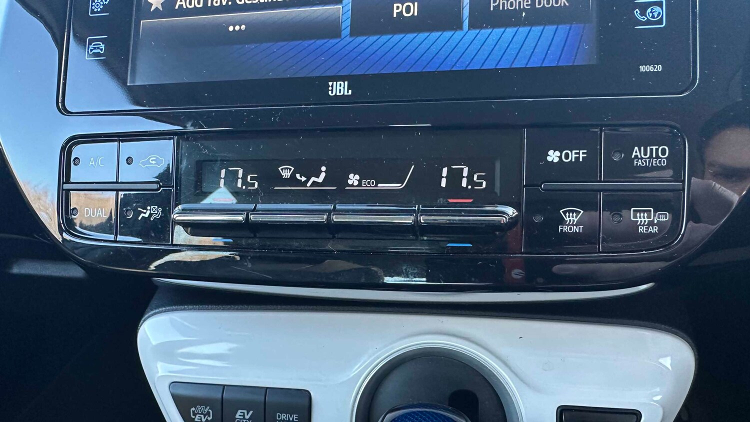 Used Toyota Prius 2017 for sale - 77862570: Photo 18