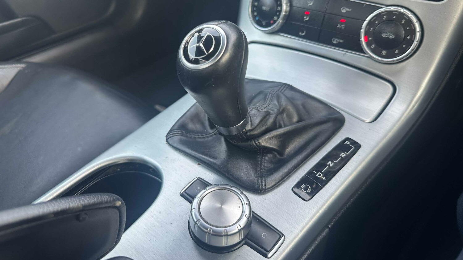 Used Mercedes-Benz SLK for sale - 77861136: Photo 17