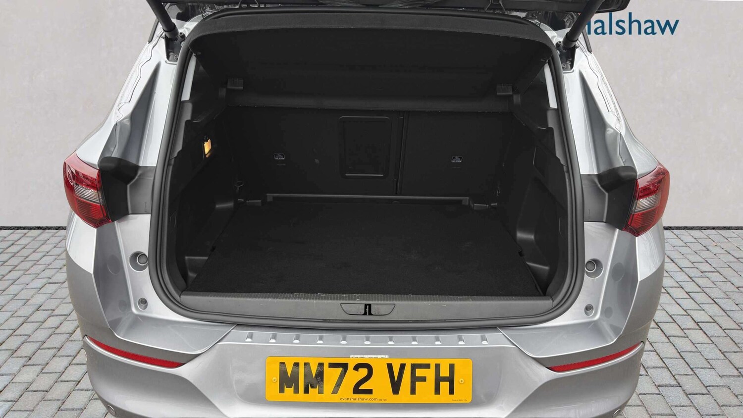 Used Vauxhall Grandland for sale - 77857625: Photo 7