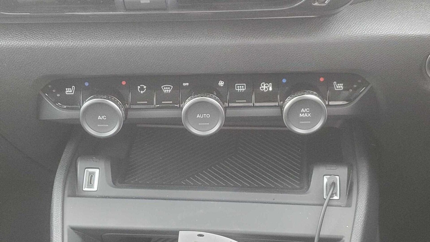 Used Citroen C4 2025 for sale - 77858845: Photo 23