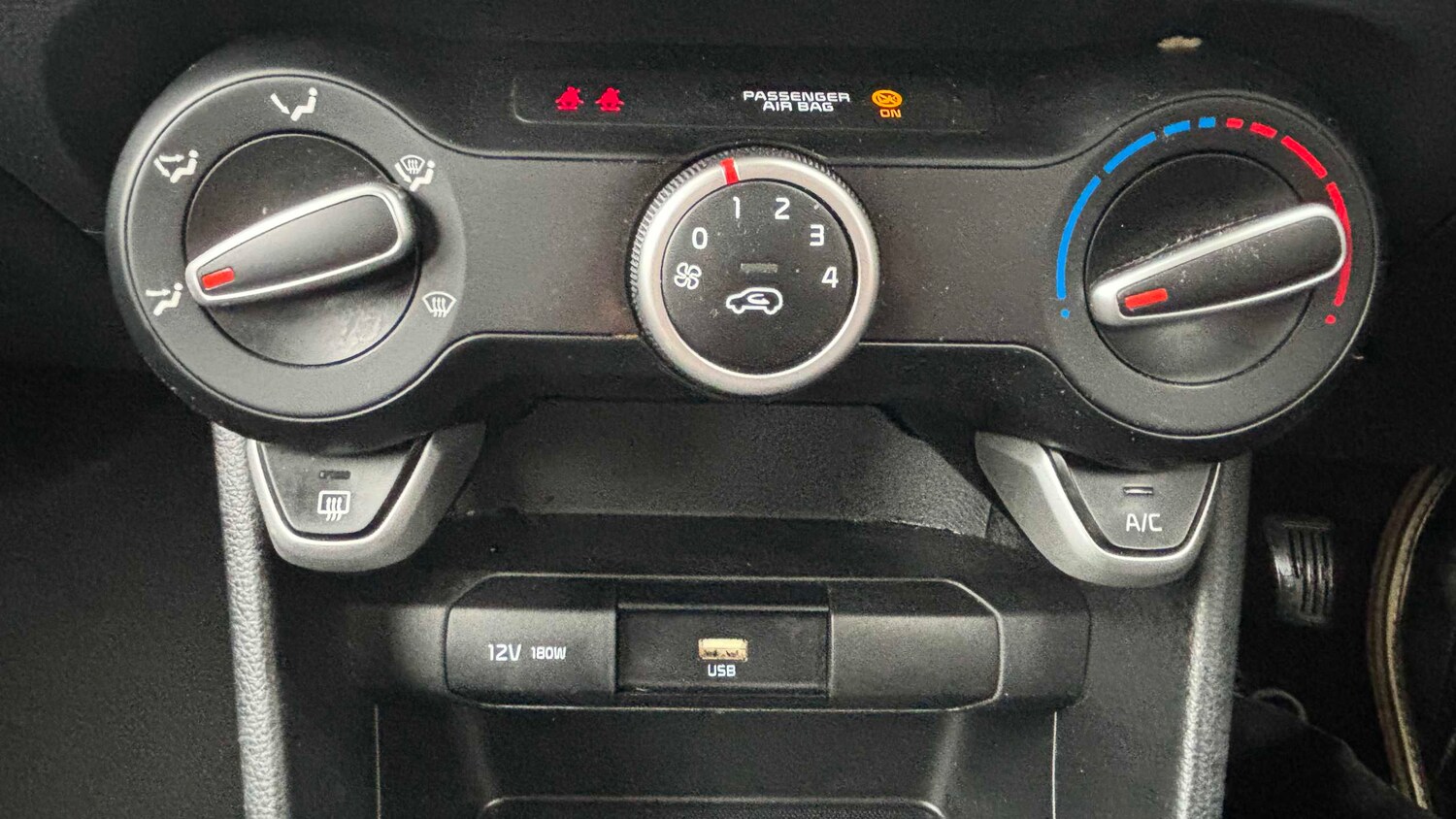 Used Kia Picanto 2023 for sale - 77859760: Photo 12