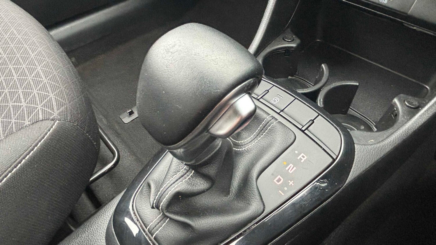 Used Kia Picanto 2023 for sale - 77859760: Photo 13