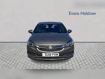 Used Vauxhall Astra 2018 for sale - 79079080: Photo