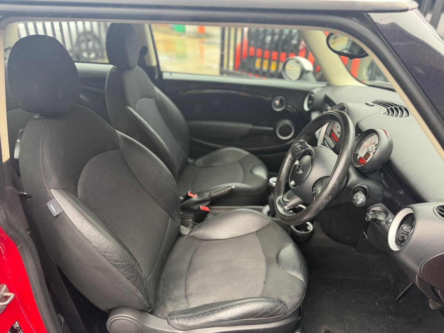 Used MINI Hatch 2011 for sale - 77793894: Photo 24