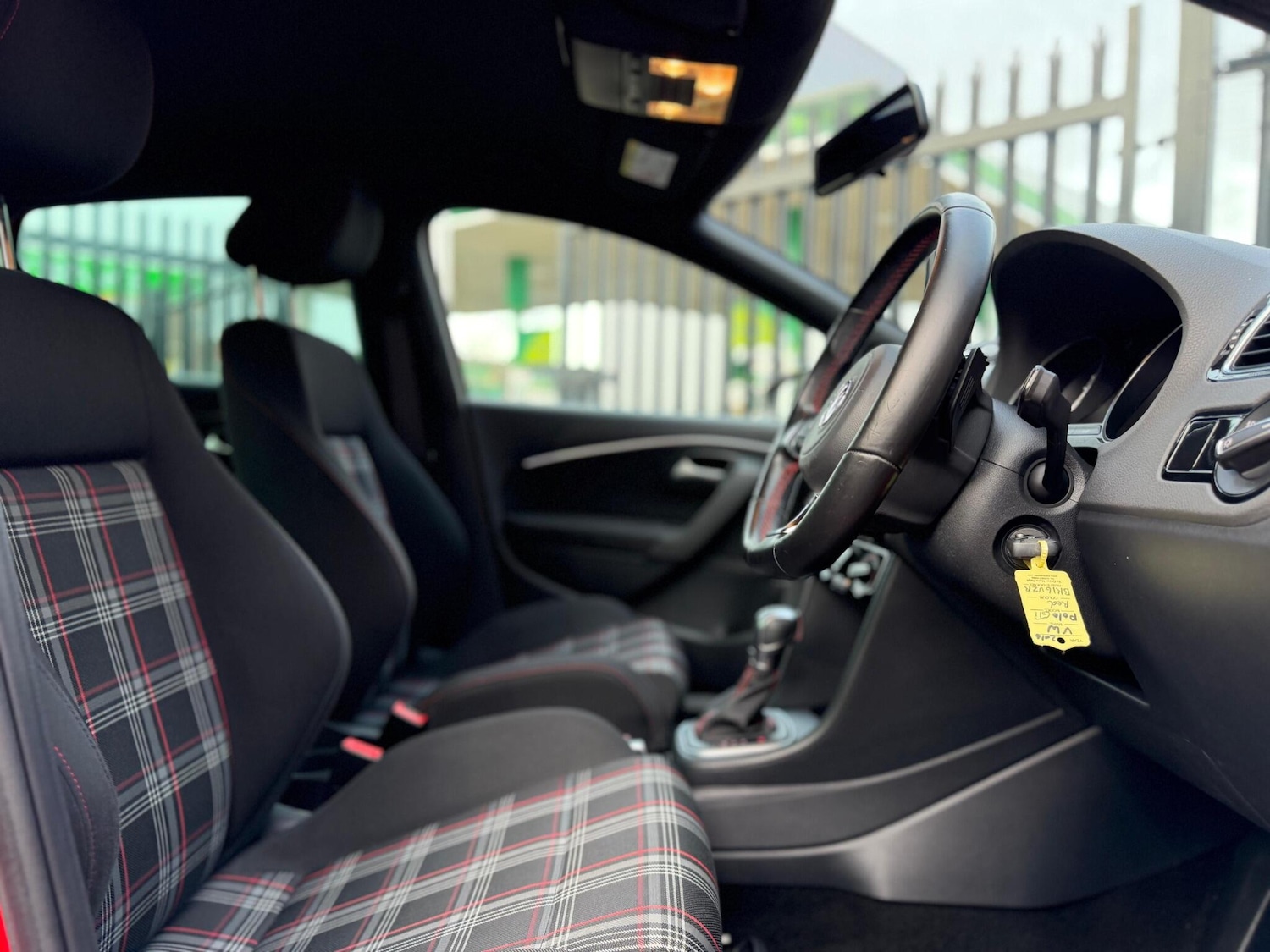 Used Volkswagen Polo 2016 for sale - 76326544: Photo 40