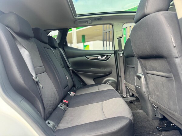 Used Nissan Qashqai 2015 for sale - 76239528: Photo 28