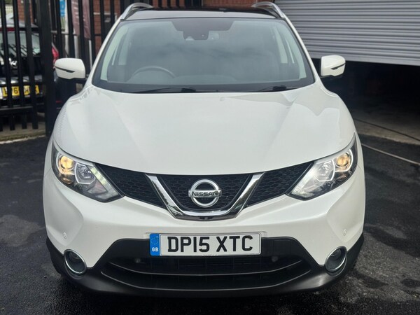 Used Nissan Qashqai 2015 for sale - 76239528: Photo 2