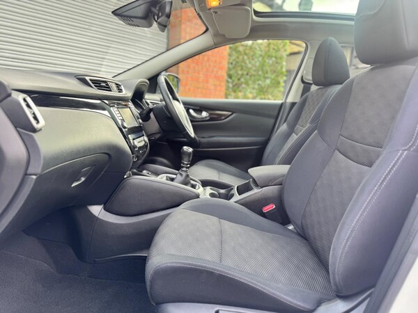 Used Nissan Qashqai 2015 for sale - 76239528: Photo 37