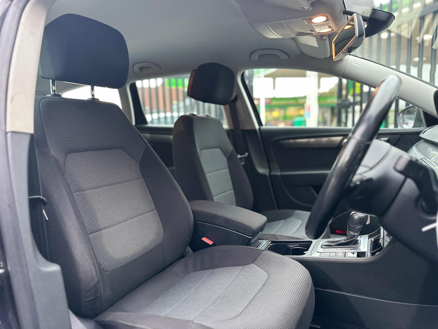 Used Volkswagen Passat 2013 for sale - 76071796: Photo 24
