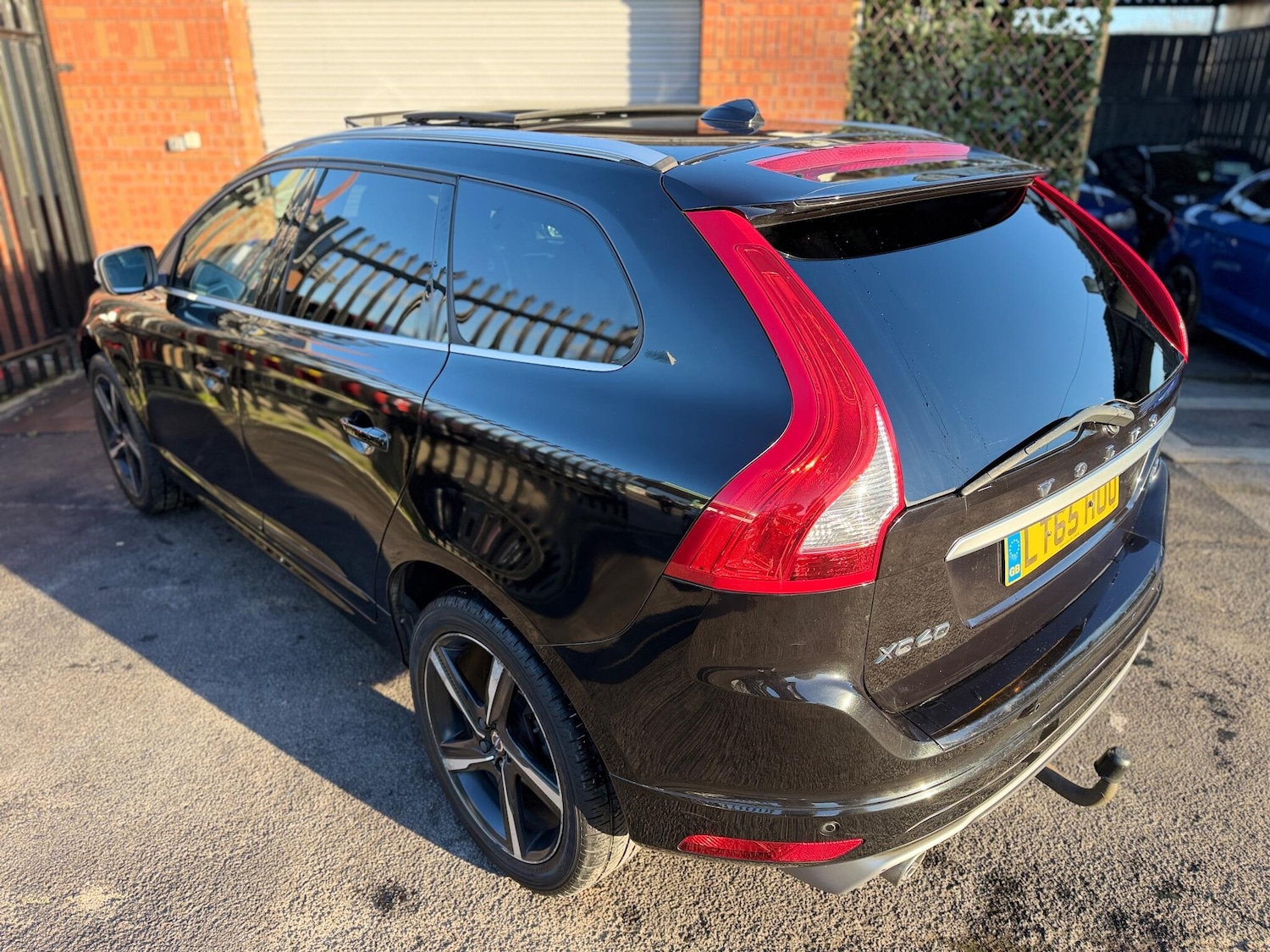 Used Volvo XC60 2015 for sale - 77097533: Photo 12