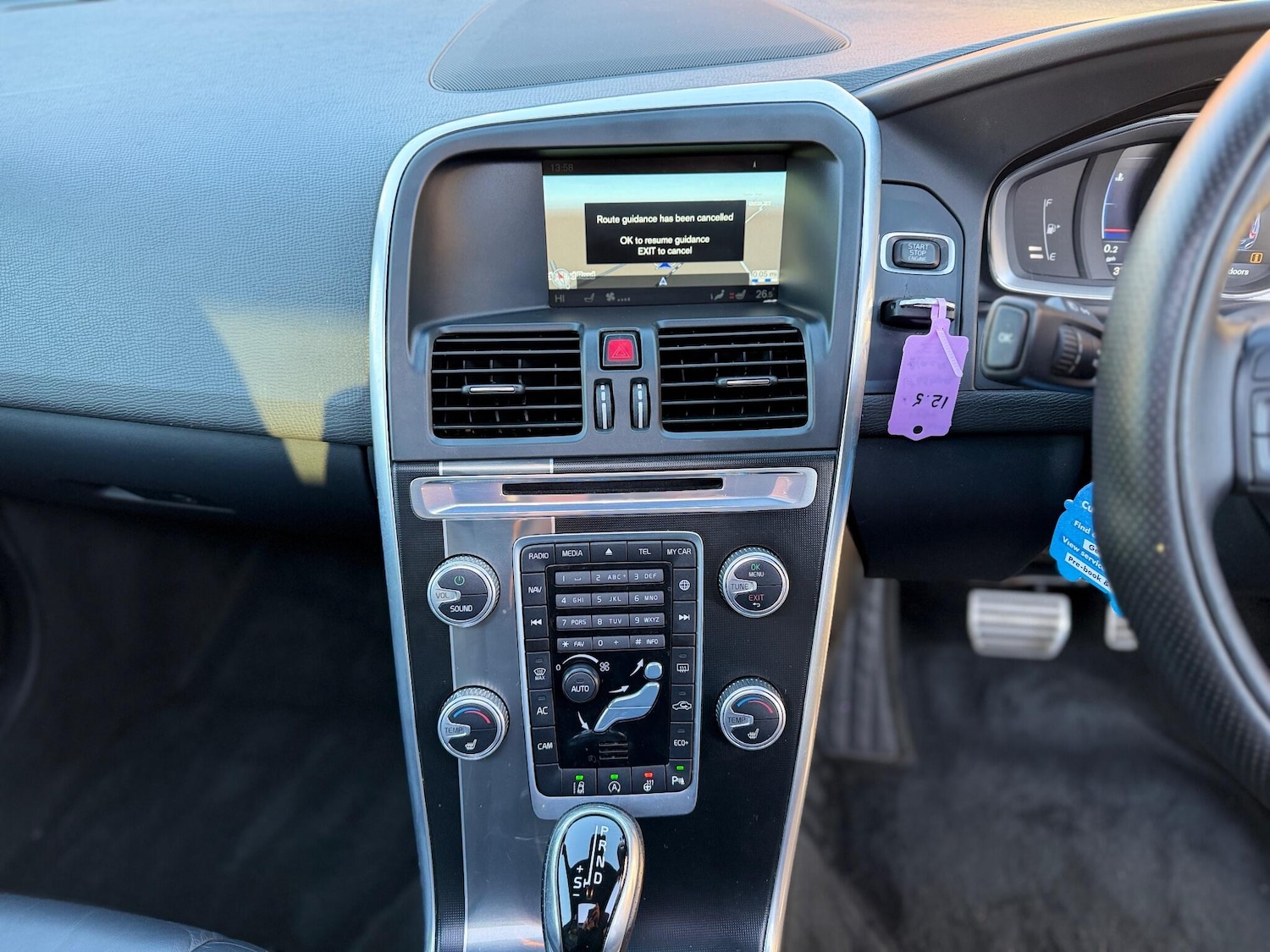 Used Volvo XC60 2015 for sale - 77097533: Photo 21