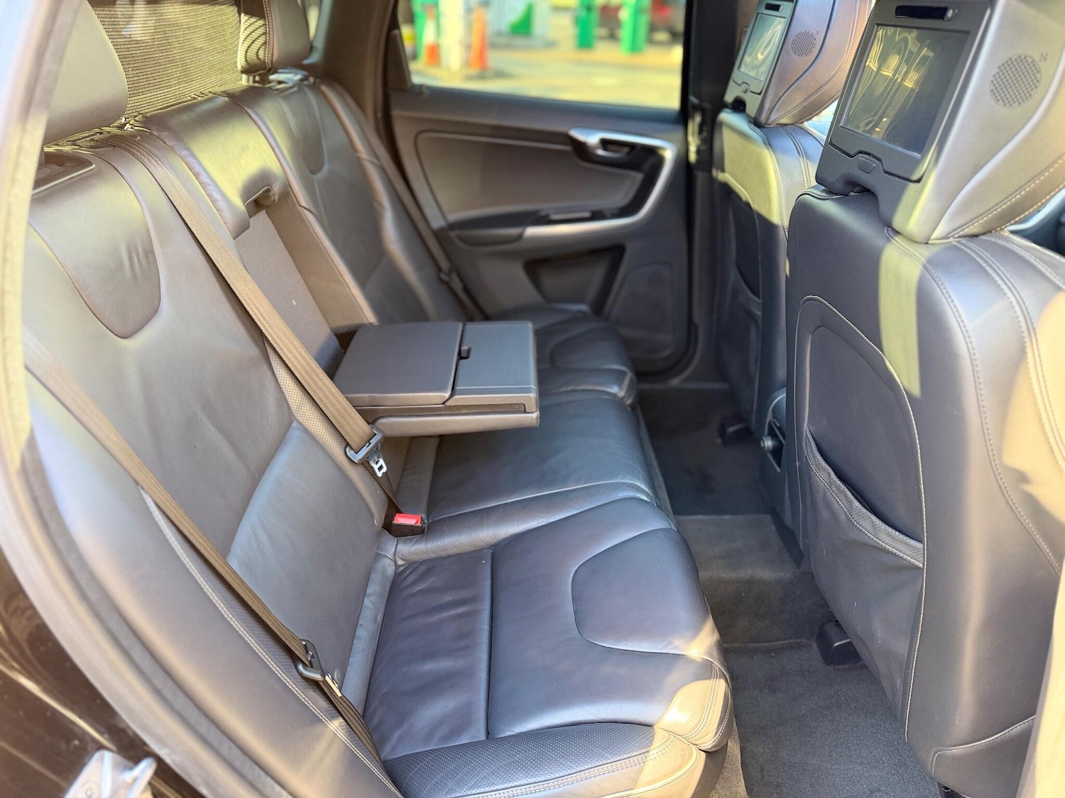 Used Volvo XC60 2015 for sale - 77097533: Photo 27