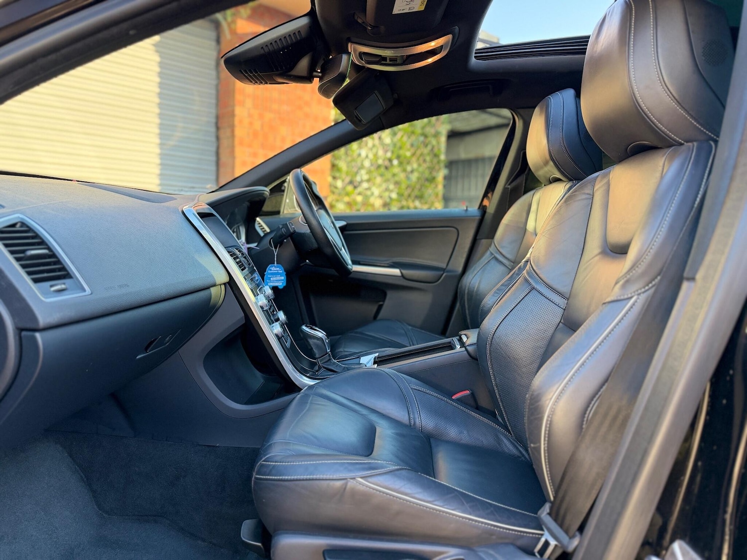 Used Volvo XC60 2015 for sale - 77097533: Photo 38