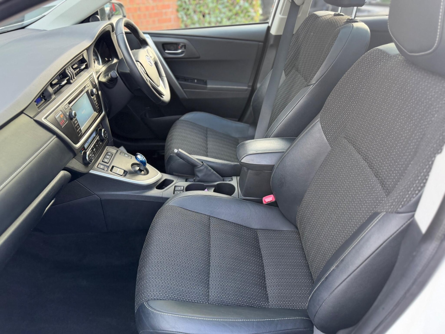 Used Toyota Auris 2015 for sale - 77468626: Photo 47