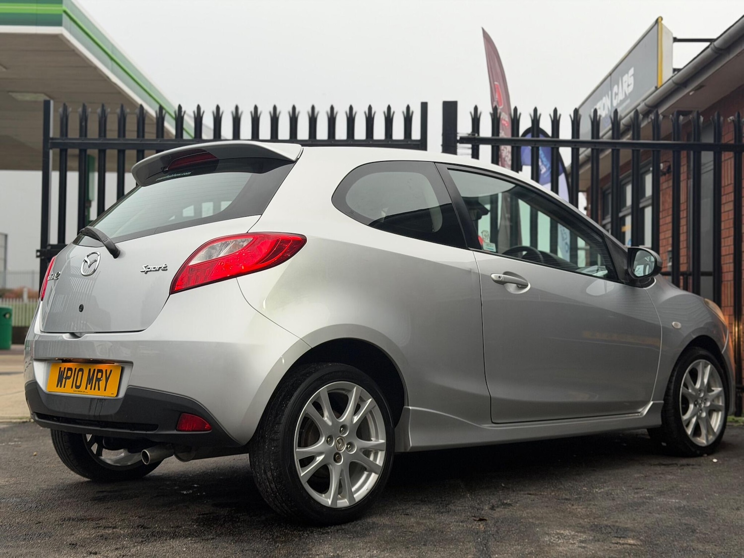 Used Mazda Mazda2 2010 for sale - 77039773: Photo 17