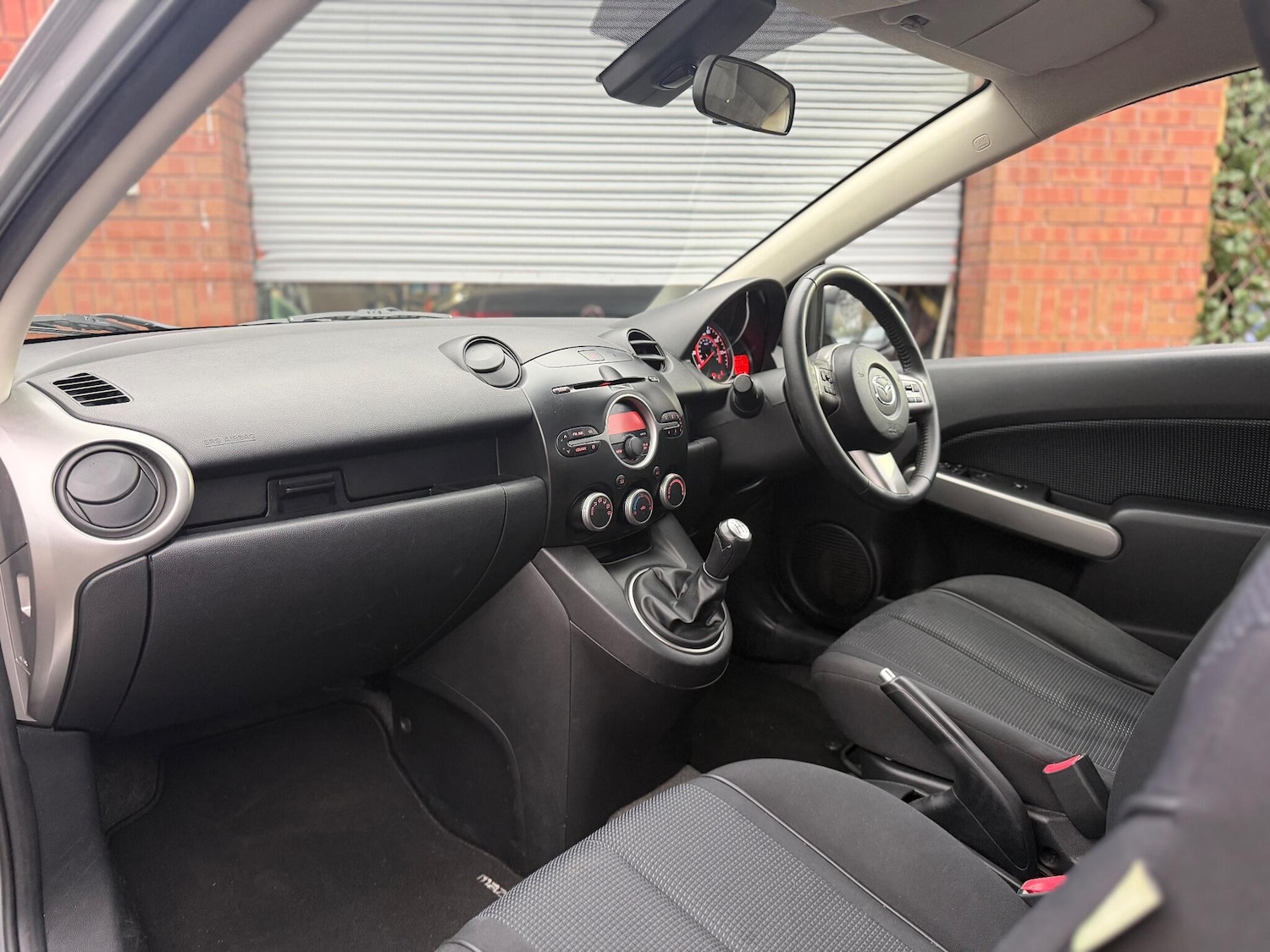 Used Mazda Mazda2 2010 for sale - 77039773: Photo 18