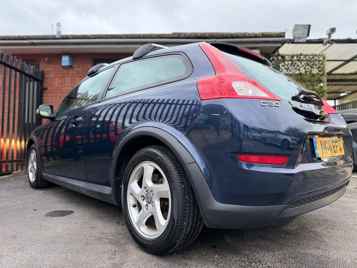 Used Volvo C30 2011 for sale - 77496537: Photo 12