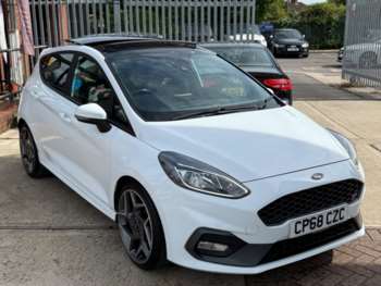 Used Ford Fiesta 2018 for sale - 75031384: Photo