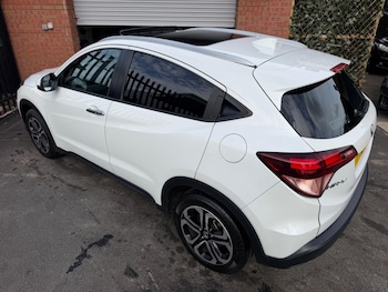 Used Honda HR-V 2016 for sale - 79075146: Photo
