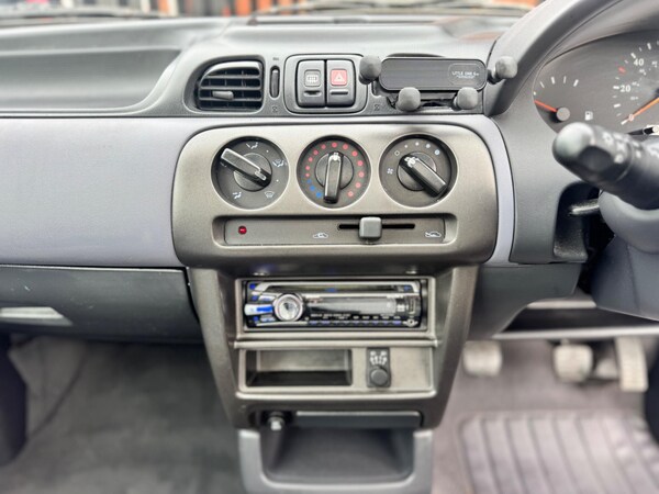 Used Nissan Micra 2002 for sale - 76215195: Photo 11