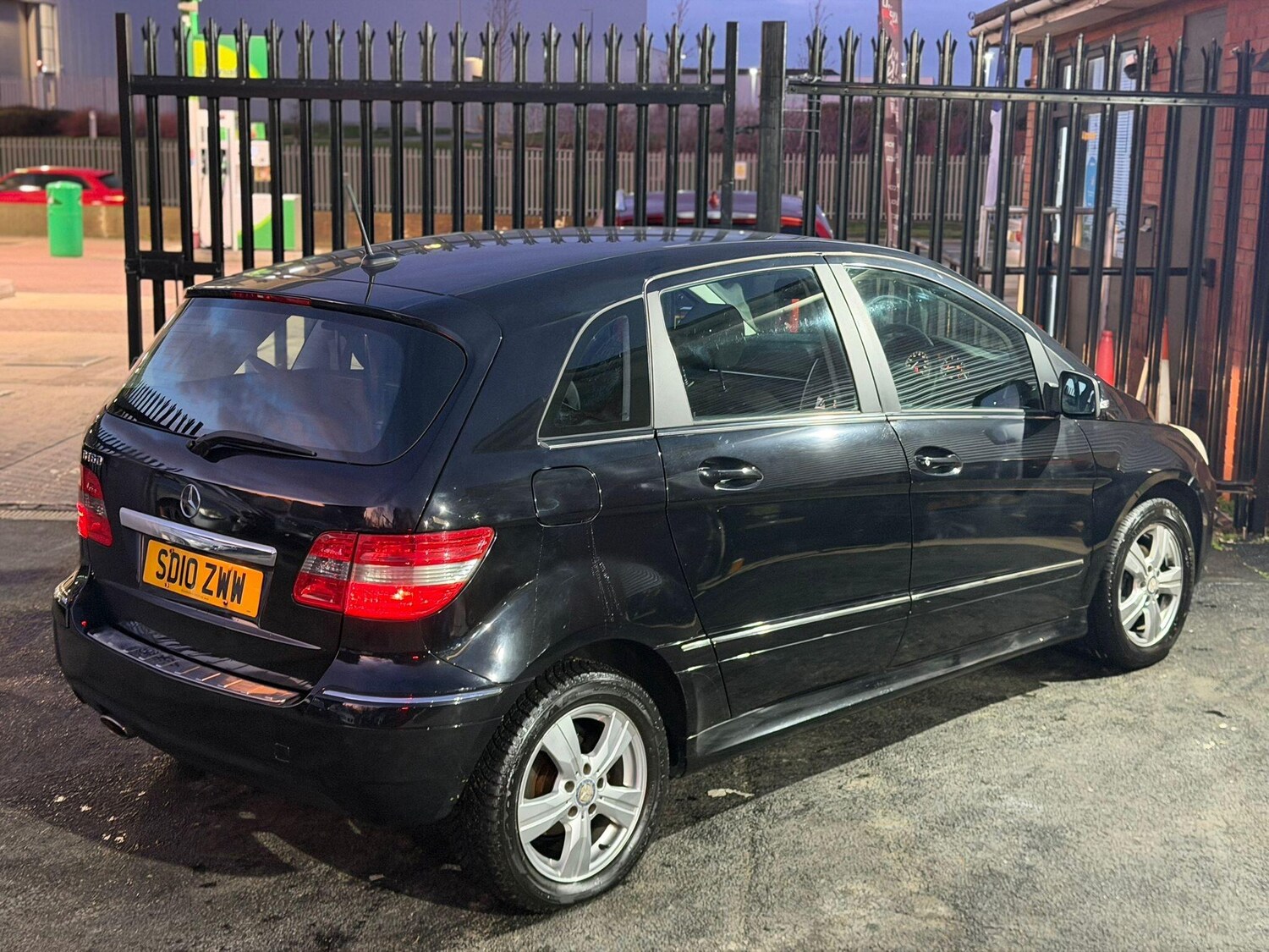 Used Mercedes-Benz B Class 2010 for sale - 77081971: Photo 14