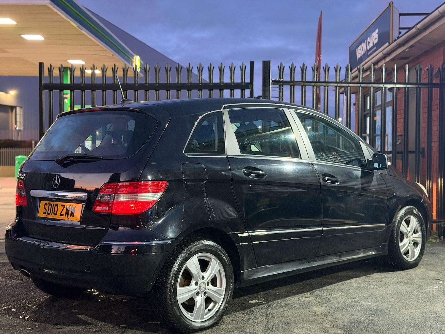 Used Mercedes-Benz B Class 2010 for sale - 77081971: Photo 15