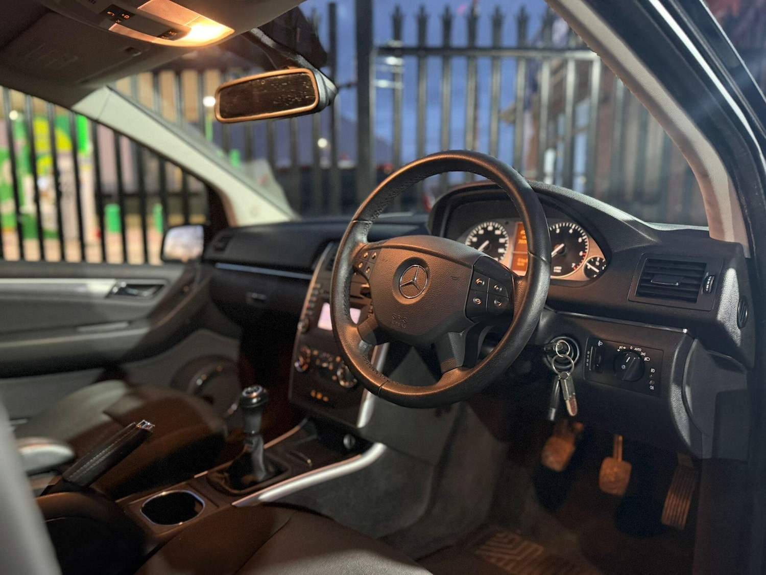 Used Mercedes-Benz B Class 2010 for sale - 77081971: Photo 18