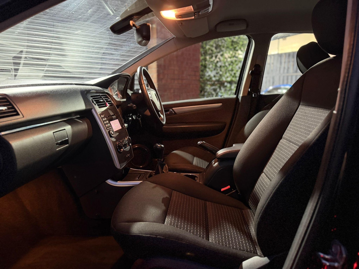 Used Mercedes-Benz B Class 2010 for sale - 77081971: Photo 27