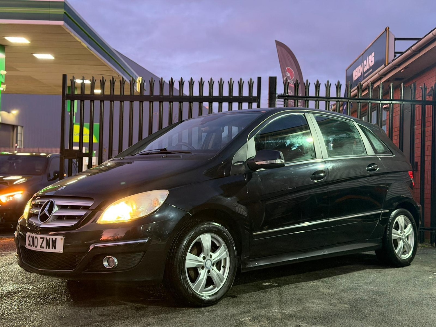 Used Mercedes-Benz B Class 2010 for sale - 77081971: Photo 7