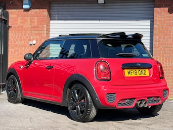 Used MINI Hatch 2018 for sale - 78649920: Photo