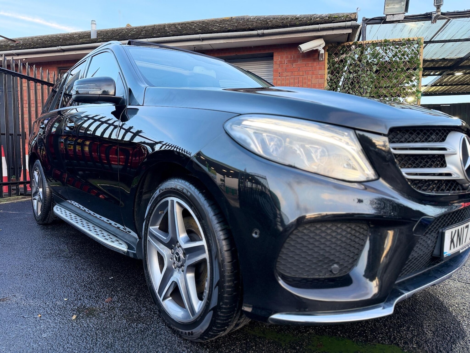 Used Mercedes-Benz GLE 2017 for sale - 77017081: Photo 5