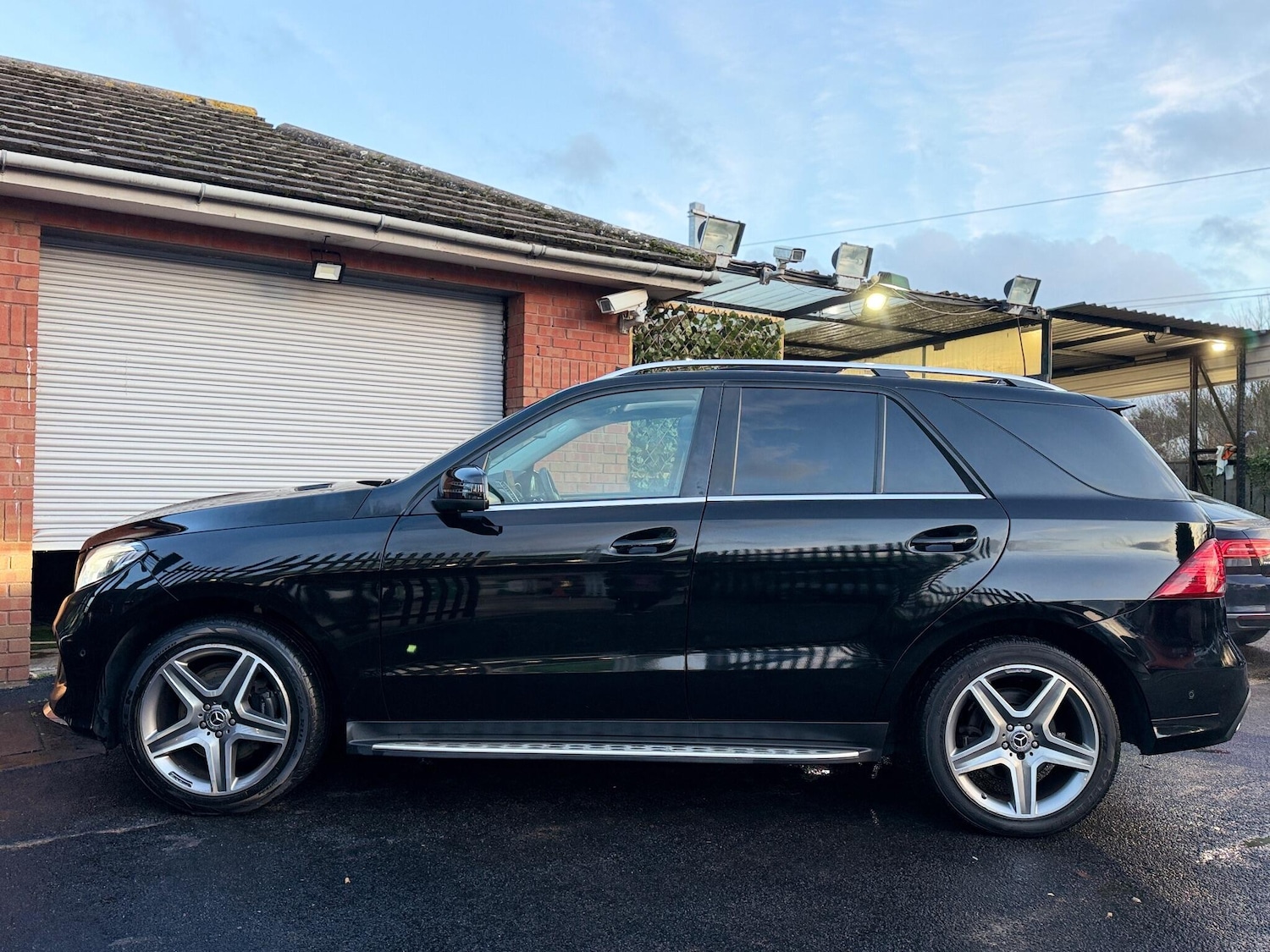 Used Mercedes-Benz GLE 2017 for sale - 77017081: Photo 8