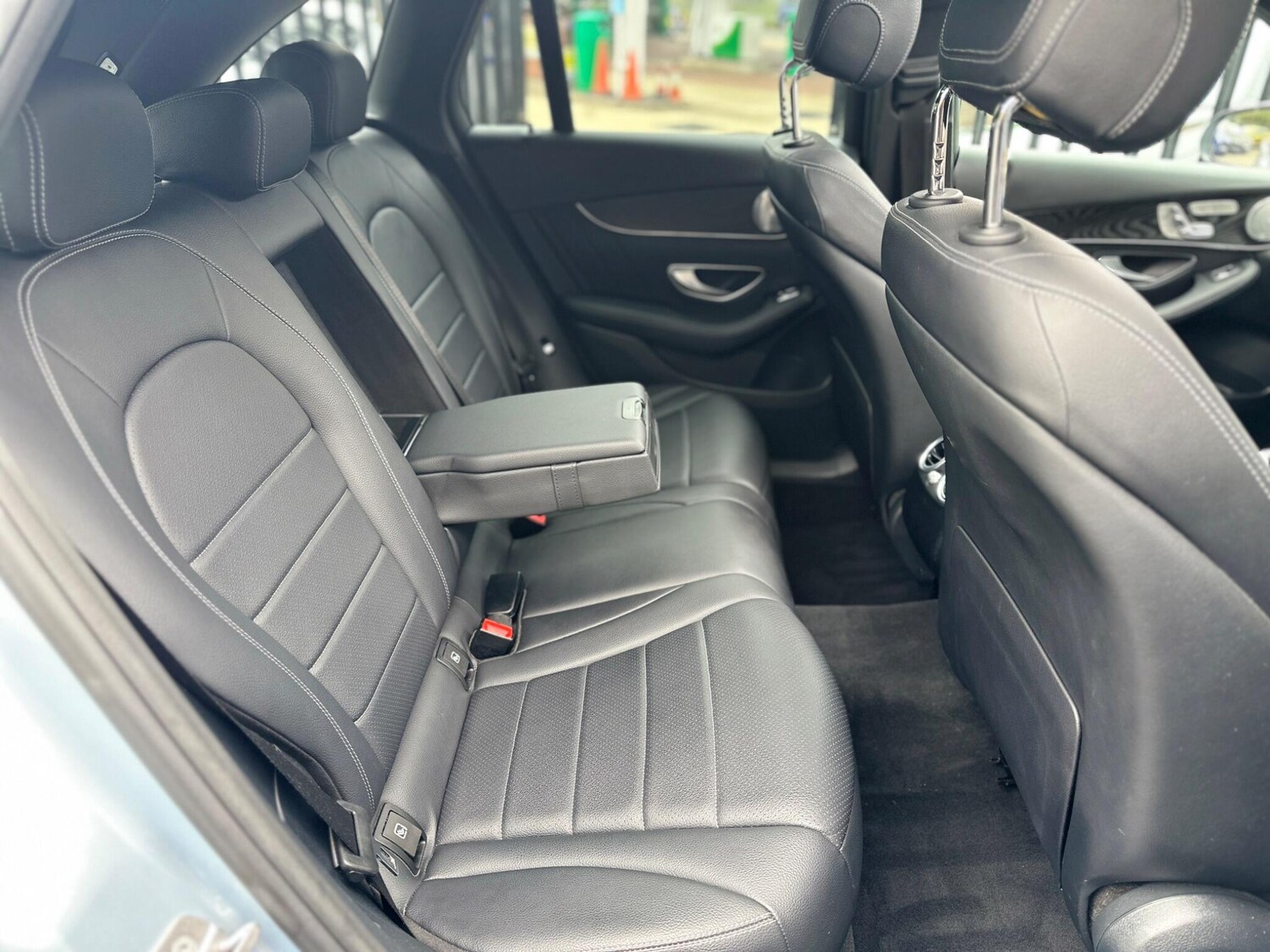 Used Mercedes-Benz GLC 2017 for sale - 76072745: Photo 30