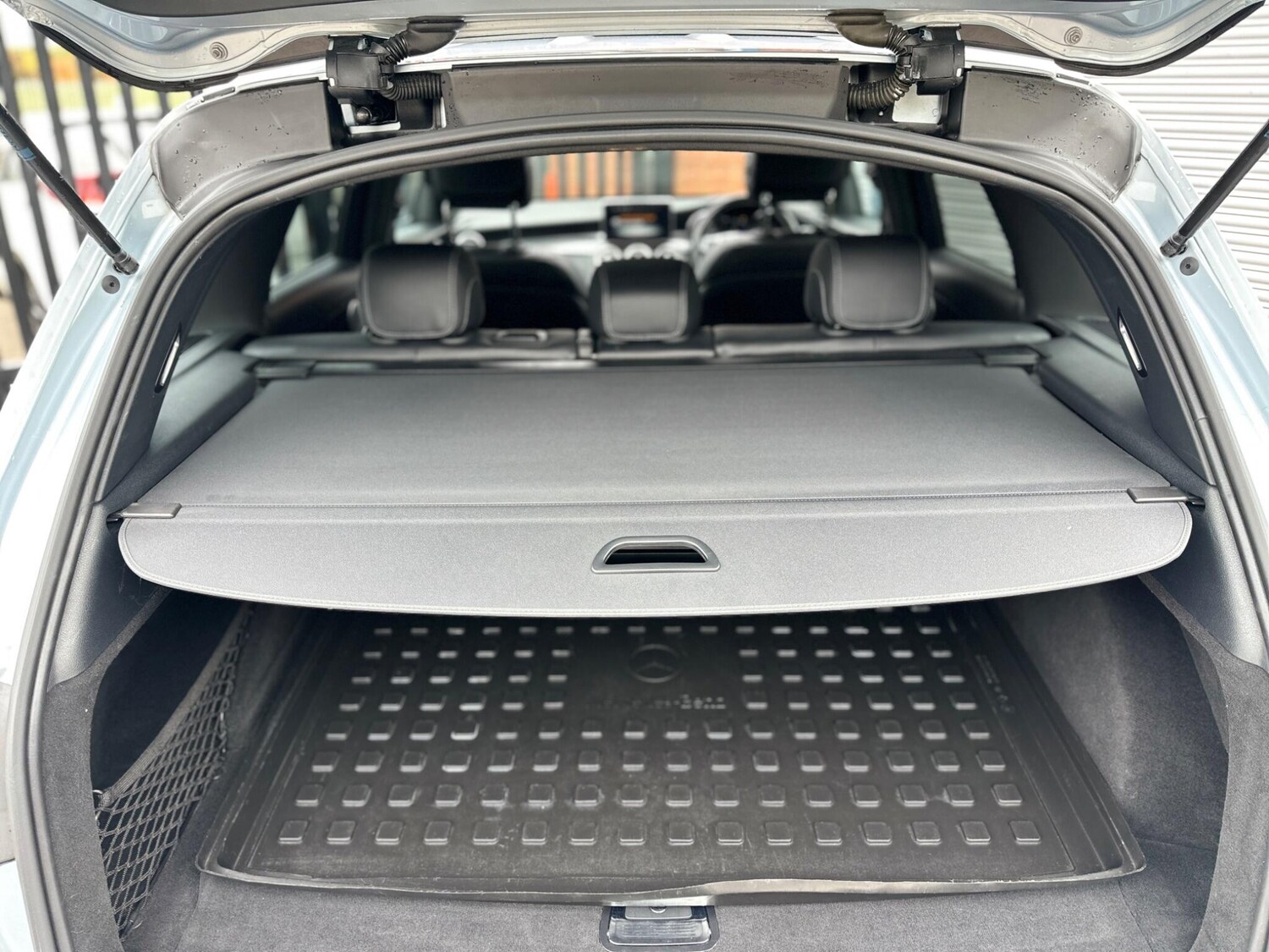 Used Mercedes-Benz GLC 2017 for sale - 76072745: Photo 40