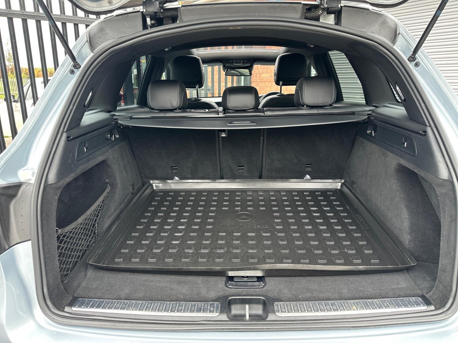 Used Mercedes-Benz GLC 2017 for sale - 76072745: Photo 42