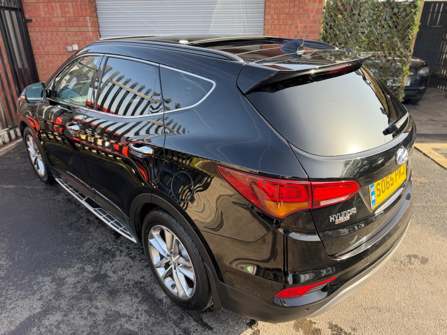 Used Hyundai Santa Fe 2016 for sale - 77625680: Photo 12