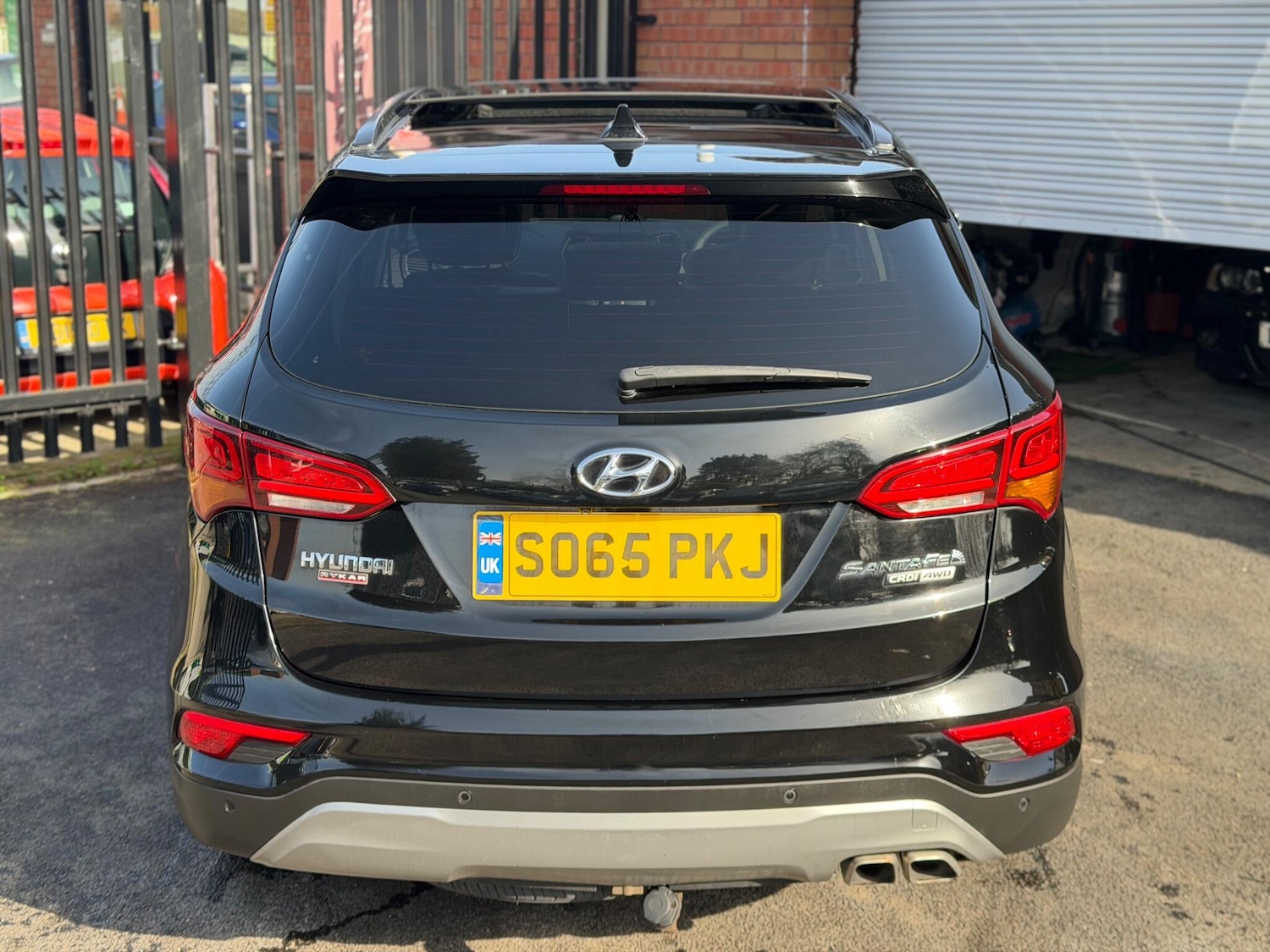 Used Hyundai Santa Fe 2016 for sale - 77625680: Photo 15