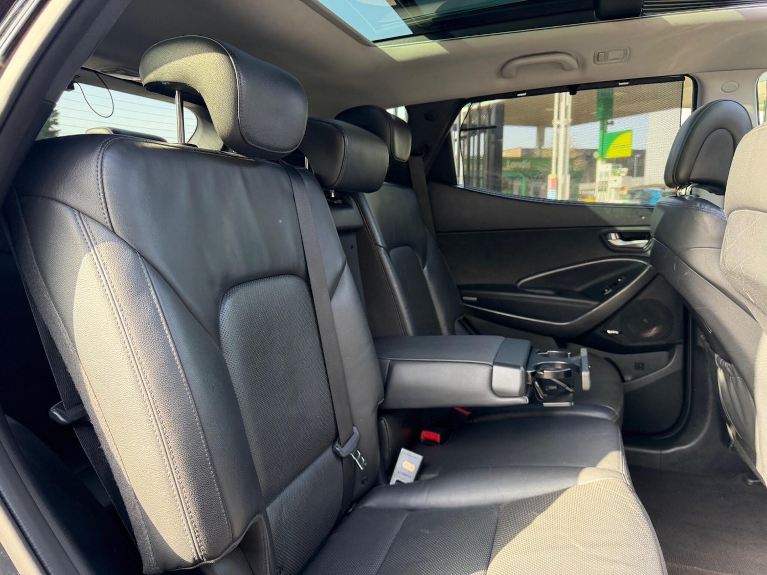 Used Hyundai Santa Fe 2016 for sale - 77625680: Photo 24